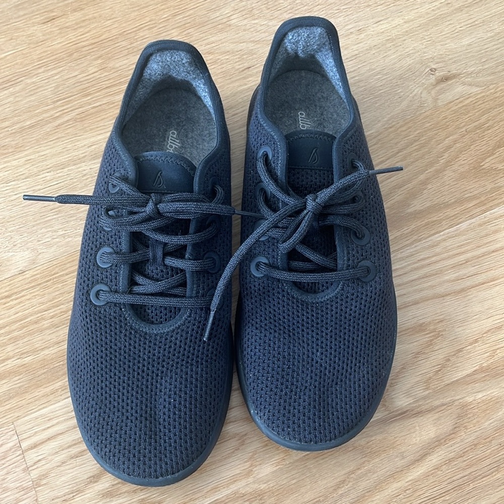 All Birds Mens Tree Runner size 10